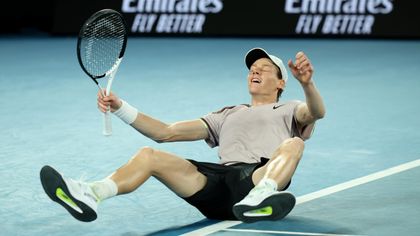 Australian Open | Liveblog en speelschema dag 15 - Sinner voltooit comeback en wint eerste slam