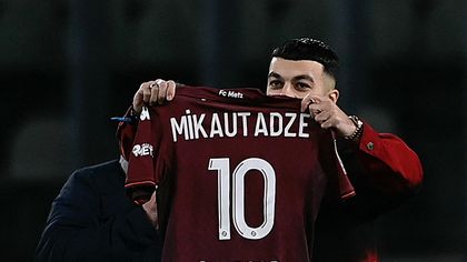 Mikautadze aurait choisi son nouveau club, l'OM négocie pour Vitinha : Revivez le mercato de mardi