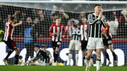 Crazy finish sees Man Utd pegged back at death by Brentford