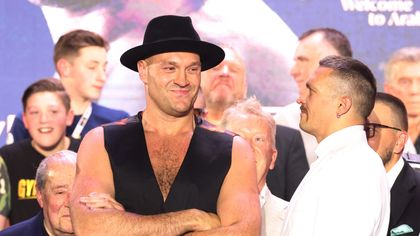 Exclusive: 'I'm leaning towards Tyson' - Khan backs Fury against Usyk