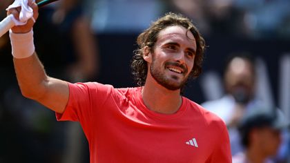 Tsitsipas impresses in straight-sets victory over Norrie, Rublev stunned, Medvedev battles through