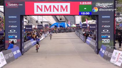 Puck Pieterse vinder første løb til World Cup i cross country mountain bike: Se afslutningen her