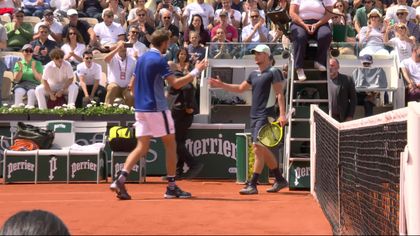 Roland Garros | Medvedev boekt in drie sets regelmatige overwinning op Kecmanovic