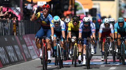 Pierwsze włoskie zwycięstwo w tegorocznym Giro d'Italia. Aniołkowski znów w czołówce