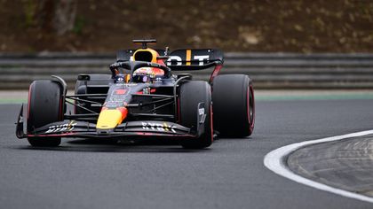 Verstappen triunfa en otro día desastroso de Ferrari, con Sainz cuarto; Alonso fue octavo