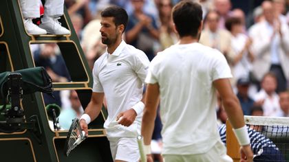 La multa que Djokovic recibió tras destrozar su raqueta contra la red en la final de Wimbledon