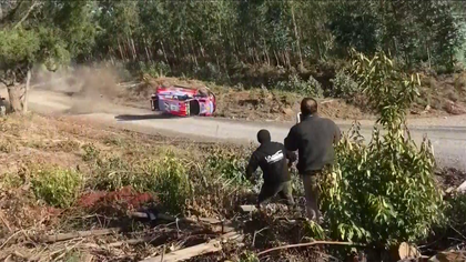 Neuville, si cappotta ad alta velocità al Rally del Cile: illeso dopo un incidente spaventoso