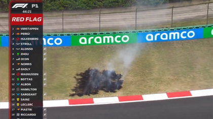 ¡El fuego detuvo la F1! El motivo de la llamativa imagen de la pista ardiendo en China