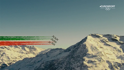 Dolomiti, Duomo e Frecce Tricolori: l’Italia abbraccia le Olimpiadi