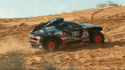 Hybrid-Erfolge in der Wüste: Audi schreibt bei der Dakar Geschichte