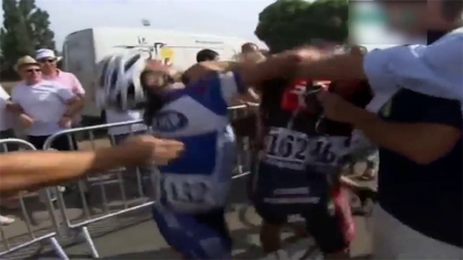 Tal día como hoy: Barredo vs Rui Costa, a puñetazo limpio tras una etapa del Tour de Francia