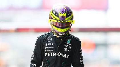 Lewis Hamilton, de la liderul cursei de sprint, la eliminarea din Q1, în doar câteva ore