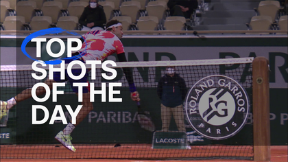 Top 5 Shots of Day 9 – Tsitsipas, Siegemund & Djokovic all star