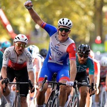 Final París-Tours: Démare revalida victoria con autoridad en la despedida de Gilbert
