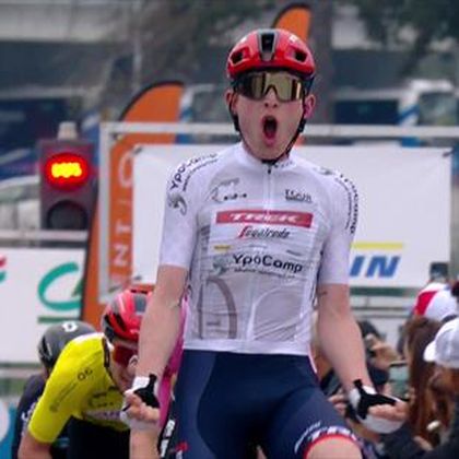 Tour 0683 | Toptalent Mattias Skjelmose sprint naar tweede seizoenszege in Tour du Var