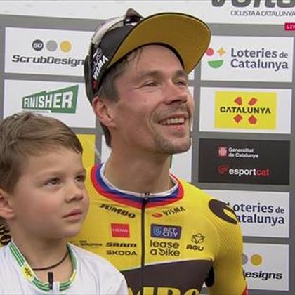 La entrañable entrevista de Roglic con su hijo tras ganar la Volta: "Ha sido una gran semana"