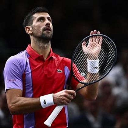 Parijs | Griekspoor mag tegen Djokovic ruiken aan een stunt - nummer één stelt orde op zaken