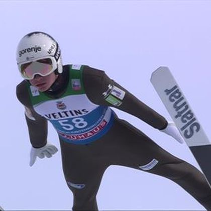 Lanisek s'envole en qualifications à Garmisch : son saut en vidéo
