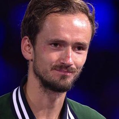 Australian Open | Medvedev feliciteert Sinner met winst - "Je hebt het verdiend"