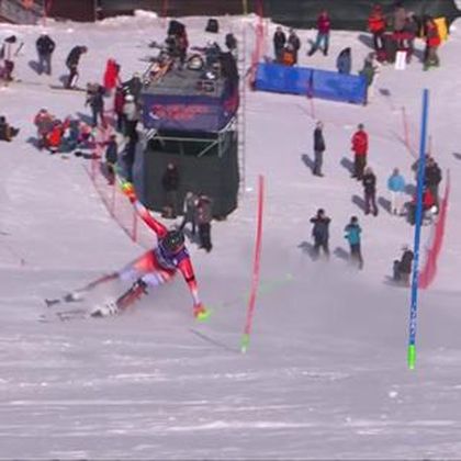Finisce lo slalom, comincia il freestyle: Matthias Iten si rialza così