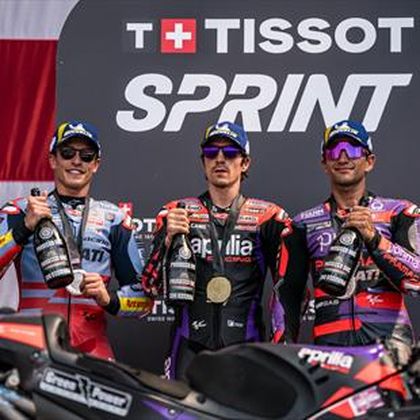 Viñales triunfa en la 'sprint' de Austin en el triplete español con Marc Márquez y Martín