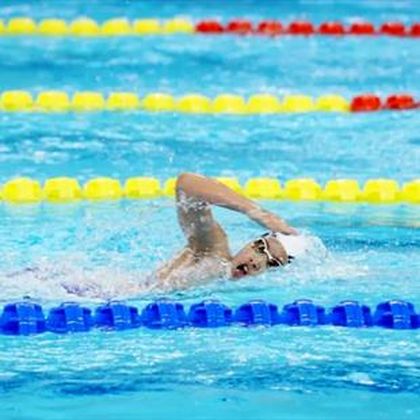 11 éves kislány az úszósport új szenzációja, döbbenetes időkkel sokkolja a világot