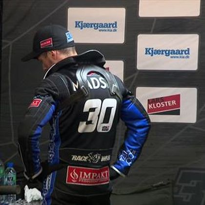 Madsen disqualified from Heat 5...for wearing the wrong helmet colour!
