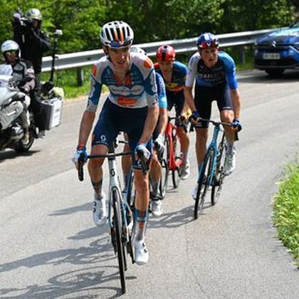 Giro d'Italia | Bardet schuift flink op, Tiberi aast op witte trui Uijtdebroeks - De Klassementen