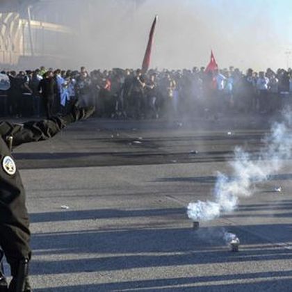 Imagini șocante înainte de finala Cupei Franței! Ciocniri violente între ultrașii lui Lyon și PSG 