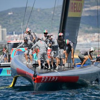 El Luna Rossa vence al American Magic y se medirá al INEOS Britannia en la final de la Louis Vuitton