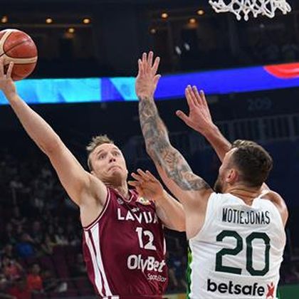 Łotwa rewelacją mistrzostw świata. Rozgromiła wielkiego rywala zza miedzy