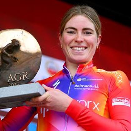 Third time lucky for Vollering as she finally triumphs at Amstel Gold Race, Kopecky second