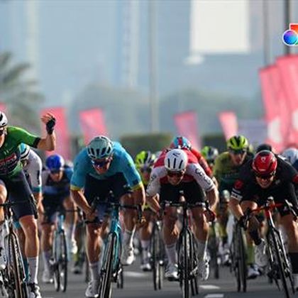 Tim Merlier vinder for tredje gang ved UAE Tour – se den vilde afslutning her