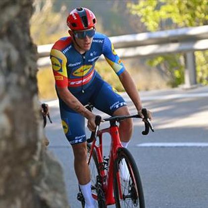 Ronde van Romandië | Thibau Nys pakt etappe en leiderstrui met machtige eindsprint bergop