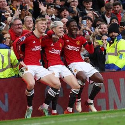 Man Utd vs West Ham LIVE Hosts cruise to 3 0 victory to move up to 6th in Premier League
