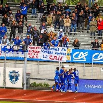 Jouer la montée en Ligue 2 sans éclairage : vis ma vie de Chamois niortais