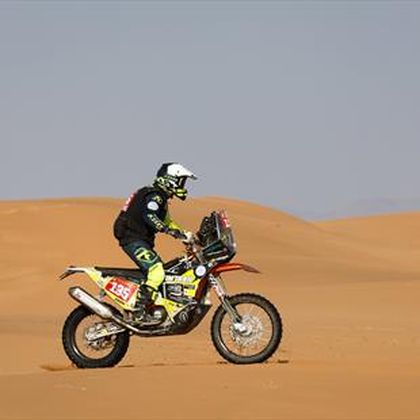 Schwerer Sturz bei Rallye Dakar: Motorradfahrer wiederbelebt
