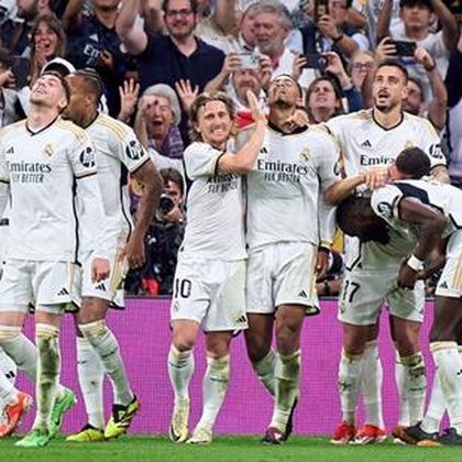 Imagini superbe în vestiarul lui Real Madrid la sărbătoarea de titlu