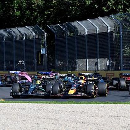 F1 | Veranderingen op komst in Baku - Verstappen twijfelt over toekomst