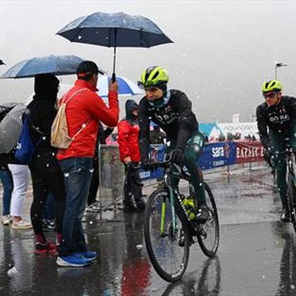 "Ryzyko dla zdrowia". Kolarze zażądali zmian w Giro d'Italia