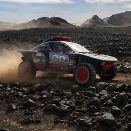 Resumen 11ª etapa (coches): Sainz roza su cuarto Dakar tras pasearse sobre un maratón de piedras
