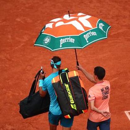 Piove a Parigi: match rinviati per pioggia, Nadal-Bolelli finisce oggi