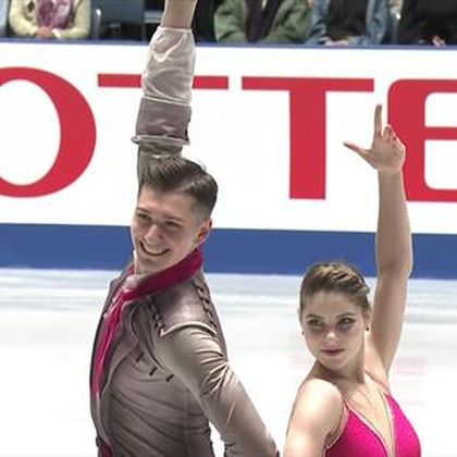 Anastasia Mishina y Aleksandr Galliamov finalizan primeros en el programa corto del Trofeo NHK