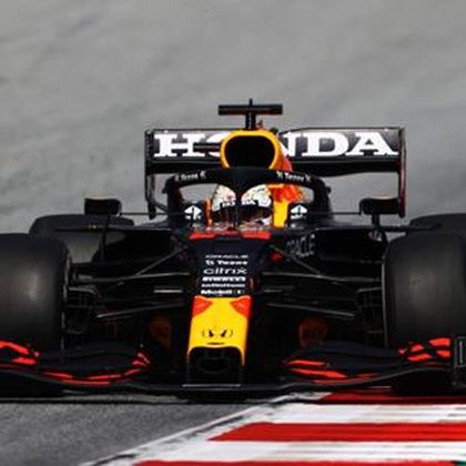 GP Estiria: Verstappen arrasa en una gran carrera de Sainz