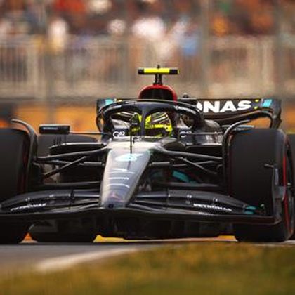 Mercedes-fölény a másfél órás második szabadedzésen, Verstappen csak hatodik