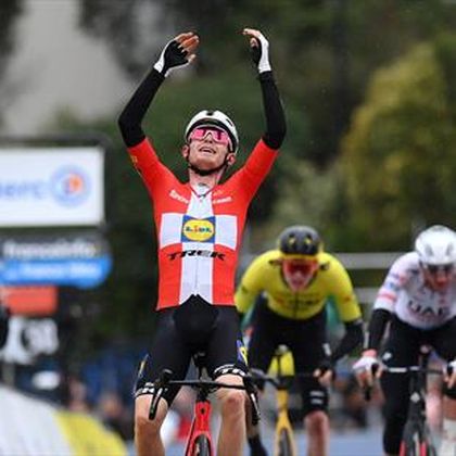 Skjelmose clinches pulsating Stage 6 victory at Paris-Nice, McNulty takes GC lead