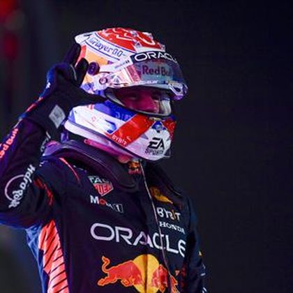 F1 | Max Verstappen na sprintrace voor derde keer wereldkampioen - zege voor Piastri in Qatar