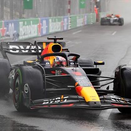 F1 | Verstappen zet na sublieme kwalificatie ook knappe prestatie neer in regenrace Monaco