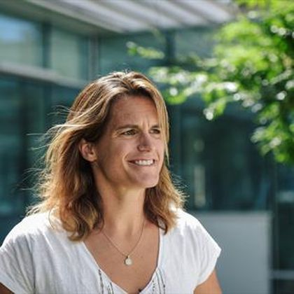 Amélie Mauresmo se convierte en la primera mujer que dirige Roland-Garros