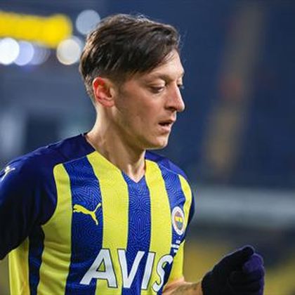'The end of the Ozil era' - new Fenerbahce boss signals intention to let midfielder leave